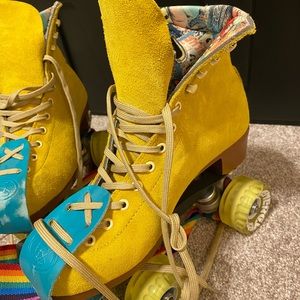 Moxi Rollerskates